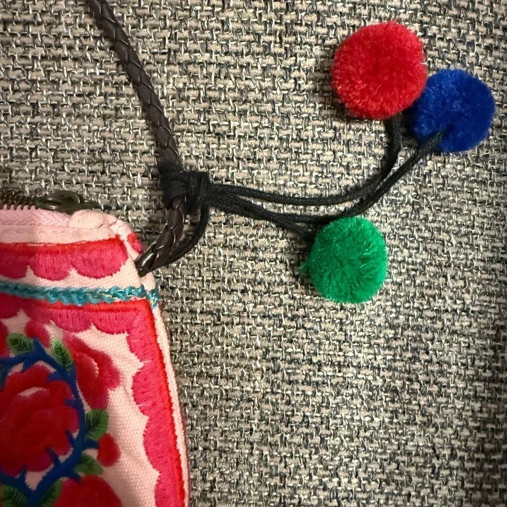 Vintage Boho Floral Embroidered Crossbody w/ Pom Poms - Pink/floral - Picture 3 of 5